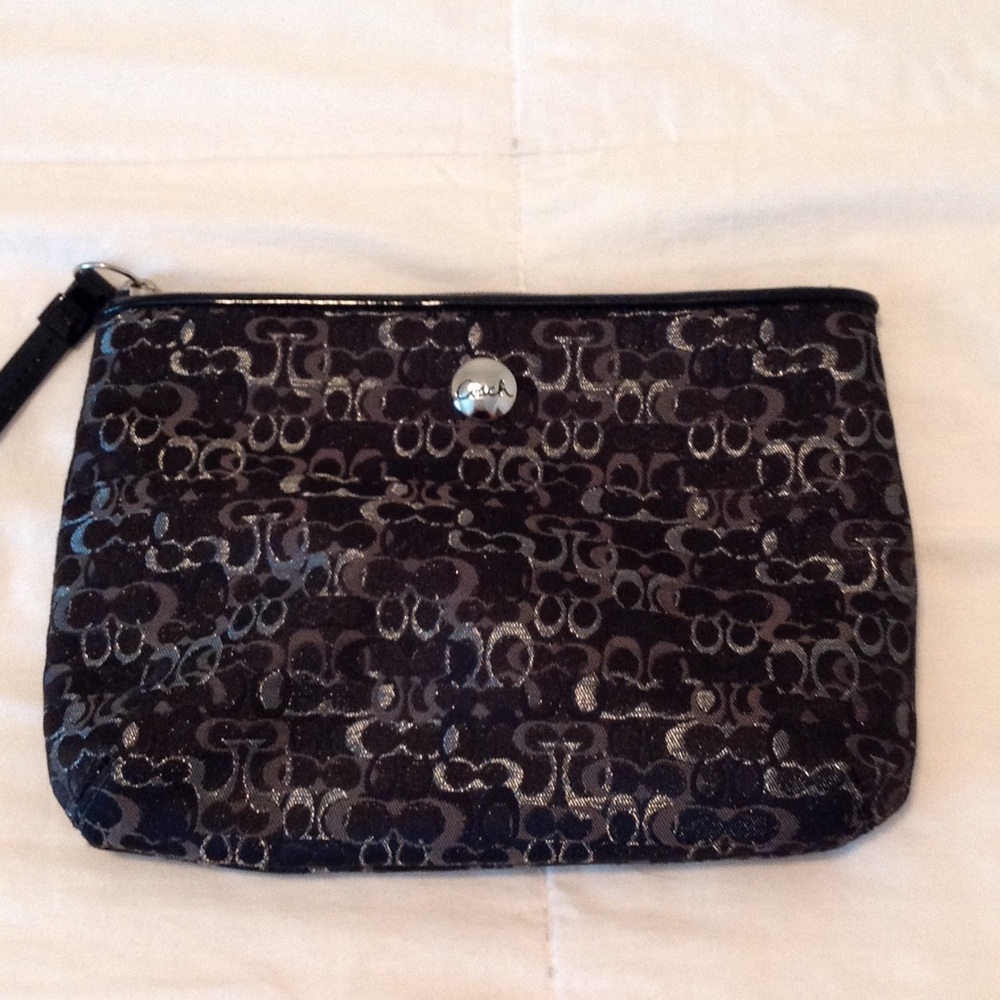 Cute authentic coach clutch